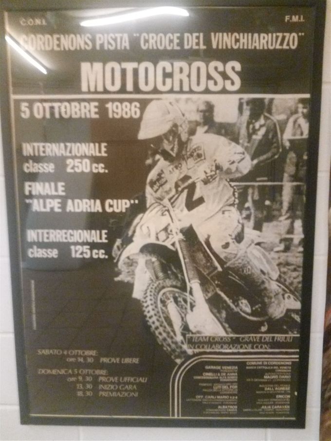 Un manifesto di gara del 1985. Gara Internazionale e finale dell'Alpe Adria Cup